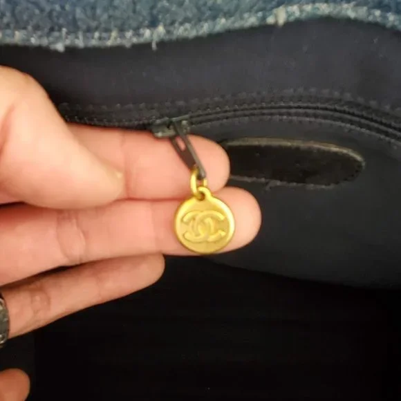 6. Chanel Denim Tote Vintage 1990's - Picture 9 of 10